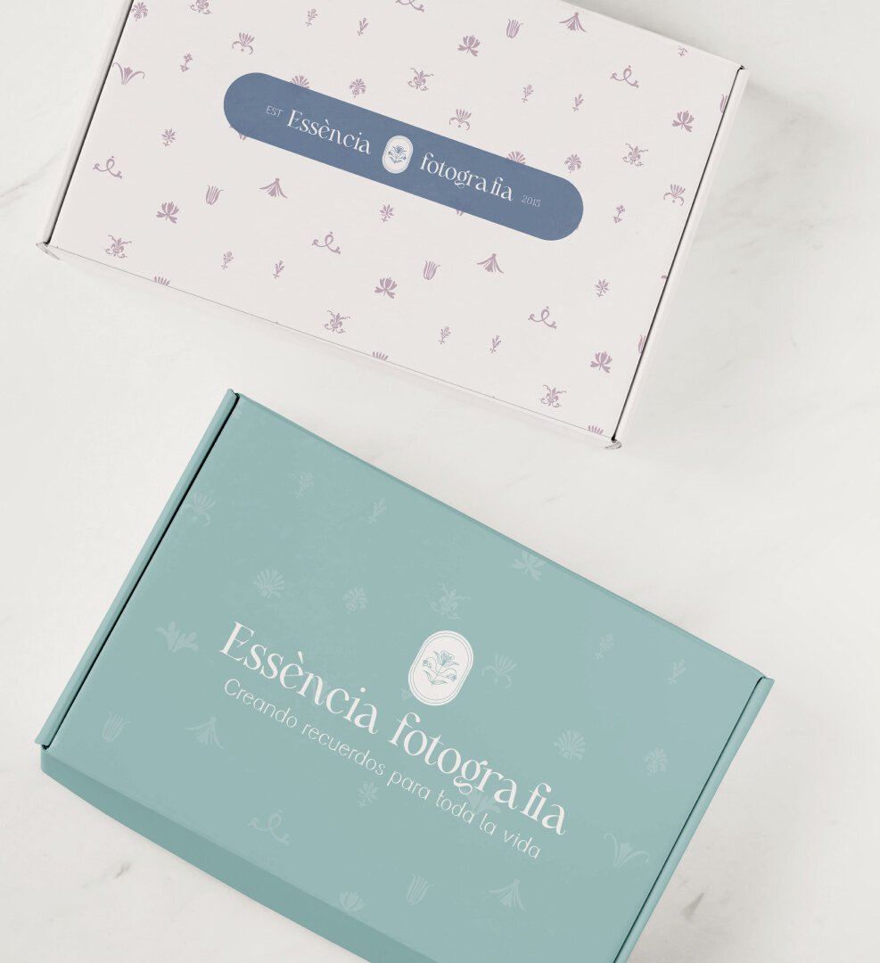 Cajas de entrega de Essència Fotografia en verde menta