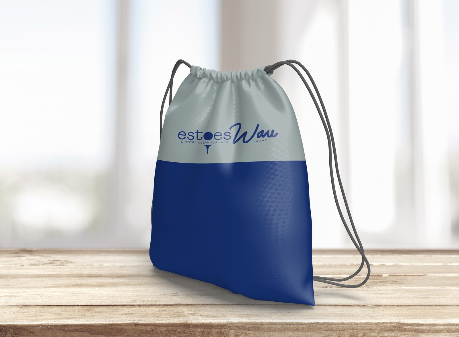 Mochila de cuerdas en azul y gris con el logotipo