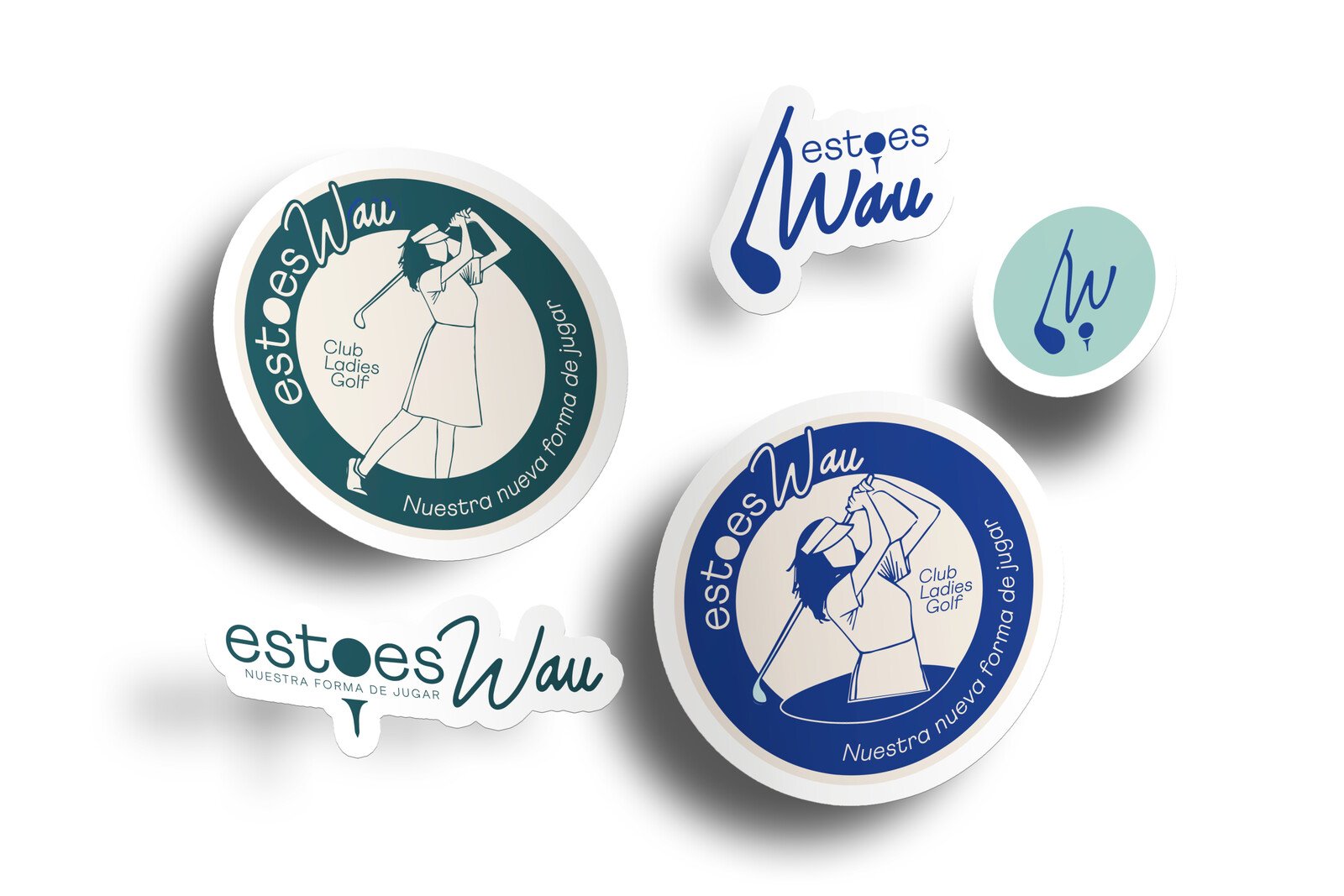 Chapas y pegatinas con el emblema y la golfista ilustrada